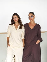 חולצת V פרנץ' טרי חום