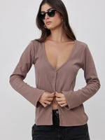 קרדיגן קצר ריב חום בהיר