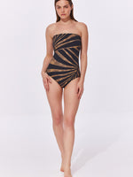 בגד ים שלם מחטב סטרפלס חום DESERT QUEEN