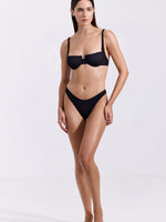 טופ ביקיני שחור