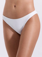 תחתון HIGH LEG לבן