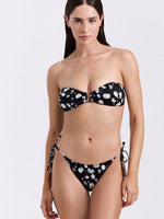 טופ ביקיני סטרפלס סאטן פרחוני