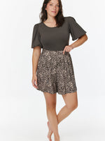 מכנסי בגד ים קצרים פרחוני