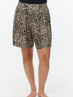 מכנס בגד ים קצרים מנומר