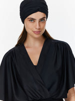 כיסוי ראש עם רצועות קשירה שחור