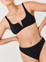 טופ ביקיני שחור
